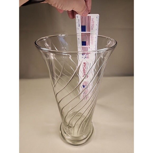 Vintage Clear Flaired Top Heavy Bottom Glass Vase - Picture 5 of 6